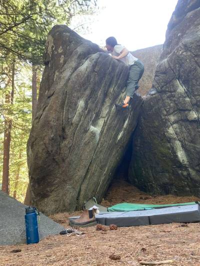 Alcove Center Variation v5, Leavenworth - Beta Video from Izlop