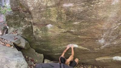 Grease Pit v6, Rumbling Bald - Beta Video from ian.climbs