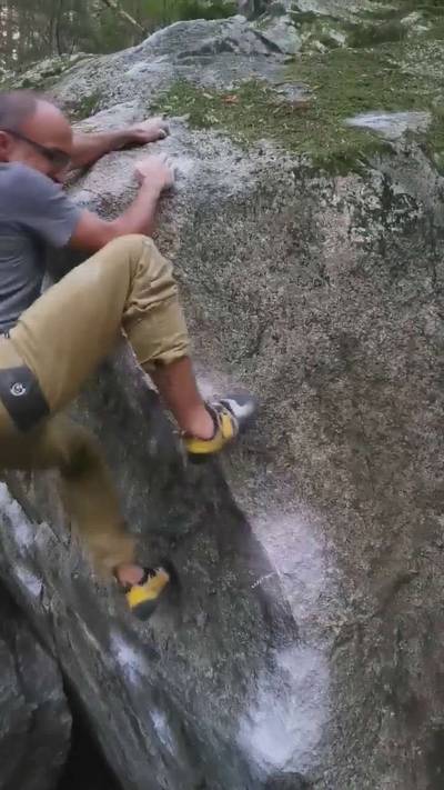 Mr. Bigglesworth v8, Squamish - Beta Video from miguelj
