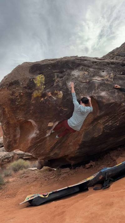 The Goose v4, Moe's Valley - Beta Video from kimikoclimbs