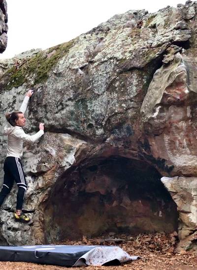 Fire Bowl v2, Hospital Boulders - Beta Video from FallingSolo