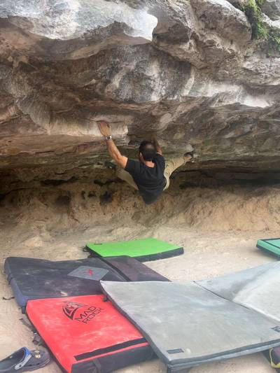 Hank's Left aka Hank's B8 v7, Barton Creek Greenbelt - Beta Video from AyatollahMegos