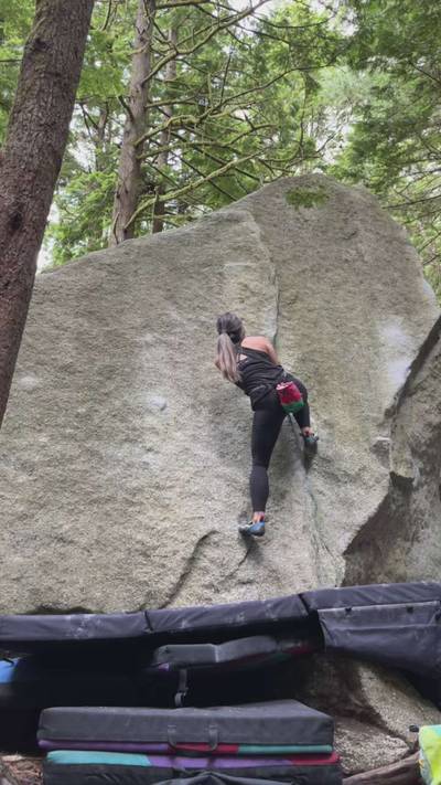Cheese Grater v1, Squamish - Beta Video from annaclimbing