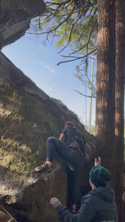 Juicy Lucy v5, Squamish - Beta Video from Jer_on_the_rocks