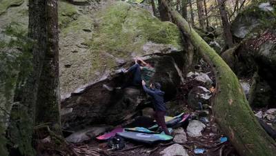 Keith's Roof v6, Squamish - Beta Video from jeffwong90