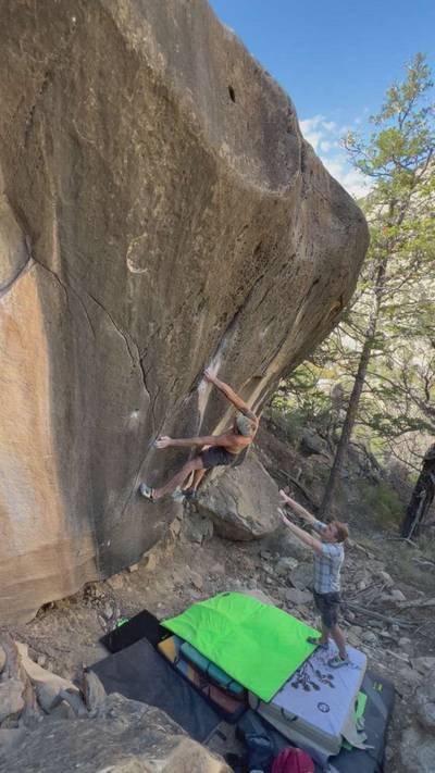 Superman v10, Joe's Valley - Beta Video from routesetter