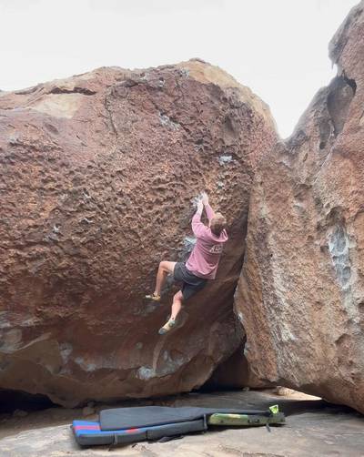 Sign of the Cross v3, Hueco Tanks - Beta Video from ww