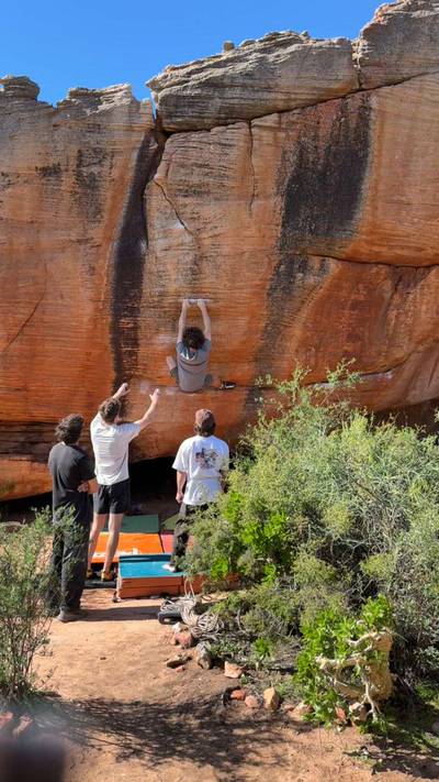 Pinotage v8, Rocklands - Beta Video from Eric.jerome