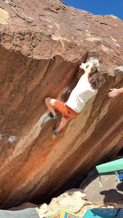 Hobbit in a Blender v5, Hueco Tanks - Beta Video from MorganP