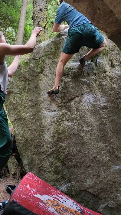 Rescue Face v3, Squamish - Beta Video from CarsonClimbs