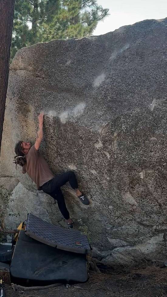 Pummel Horse v9, Black Mountain - Beta Video from Nattytrue.