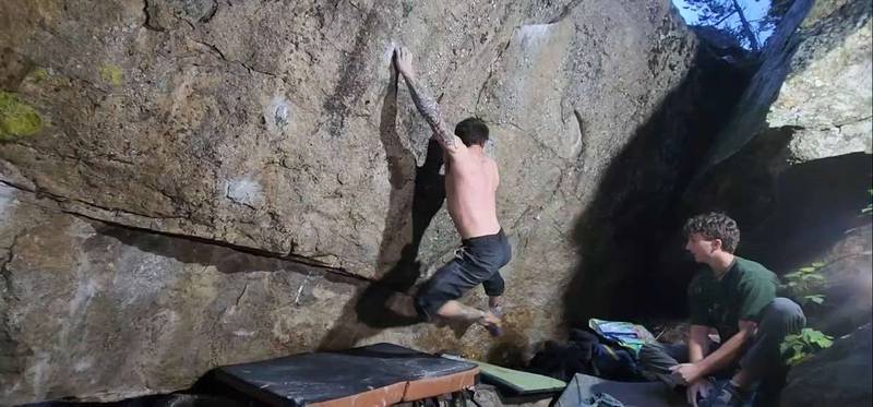 Siege Tower v10, Rocky Mountain National Park - Beta Video from CiaranLynch