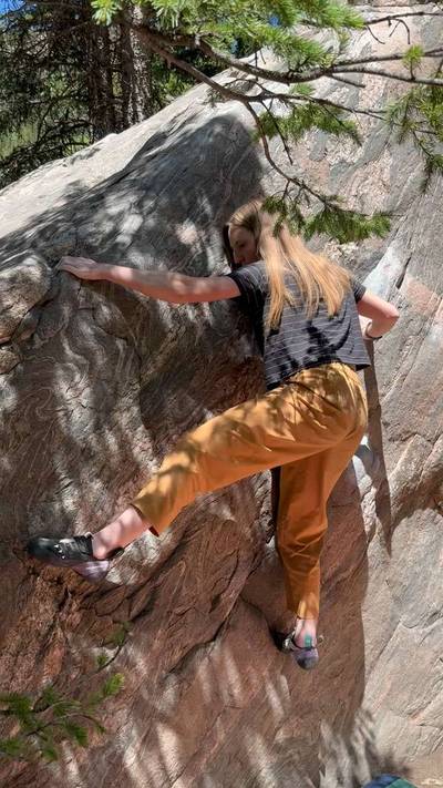 Far Left Arete v1, Guanella Pass - Beta Video from meg.ascends