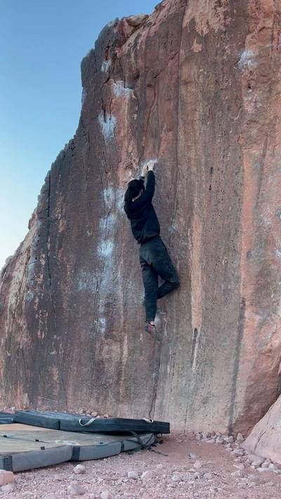 Pearl Necklace v6, Red Rock - Beta Video from selynna