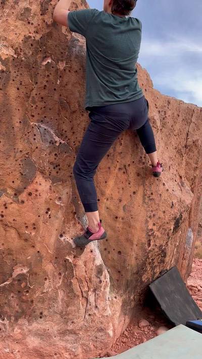 Red Ball Jets v1, Red Rock - Beta Video from nonsterclimbs