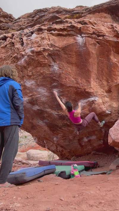 Monkey Bar Right v6, Red Rock - Beta Video from pinkpoint