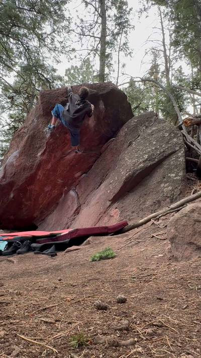 That Flakes It Direct v4, Flagstaff Mountain, CO - Beta Video from bobbyclimb