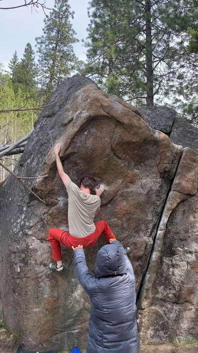 Crimp, Crimp, Slap, Throw v4, Leavenworth - Beta Video from Psych2Climb