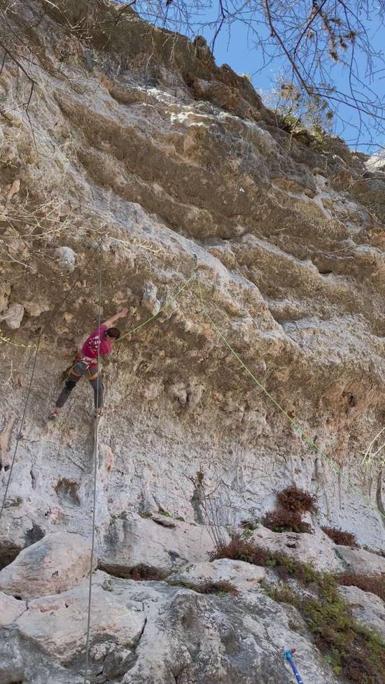 Super Cruiser 5.13a, Reimer's Ranch - Beta Video from kaseyclimbe