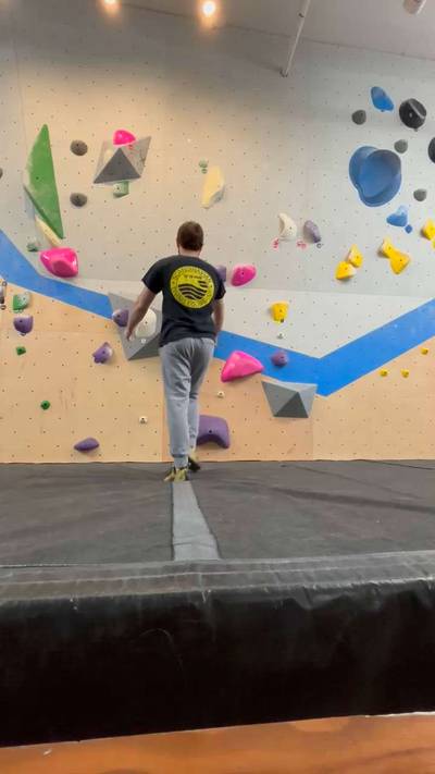 White v5, Central Rock Gym Chelsea - Beta Video from Benye