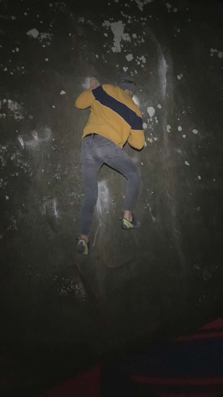 Wild Flower v2 Northeast, Horseshoe Canyon Ranch Bouldering Watch