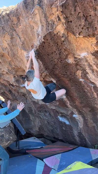 Two Birds v5, Hueco Tanks - Beta Video from mandoline