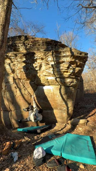 Sukha Sit v5, Holy Boulders - Beta Video from slapthesloper