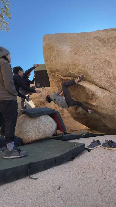 Mystical Vibrations v5, Joshua Tree - Beta Video from me.climb.rock