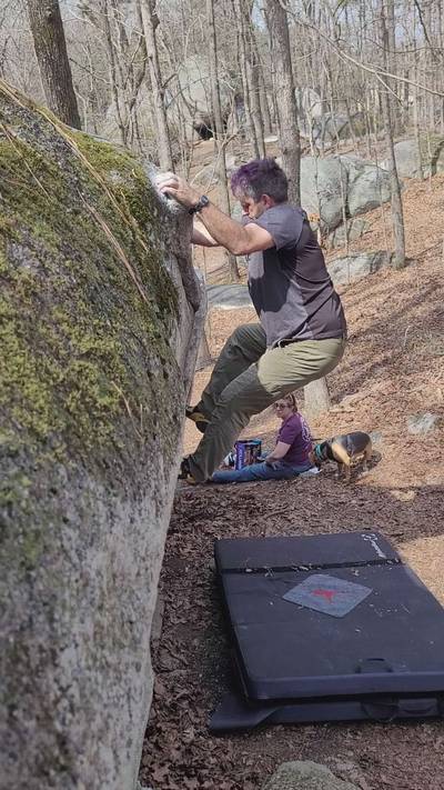Nora's Mantle v6, Boat Rock - Beta Video from FatDadClimbing