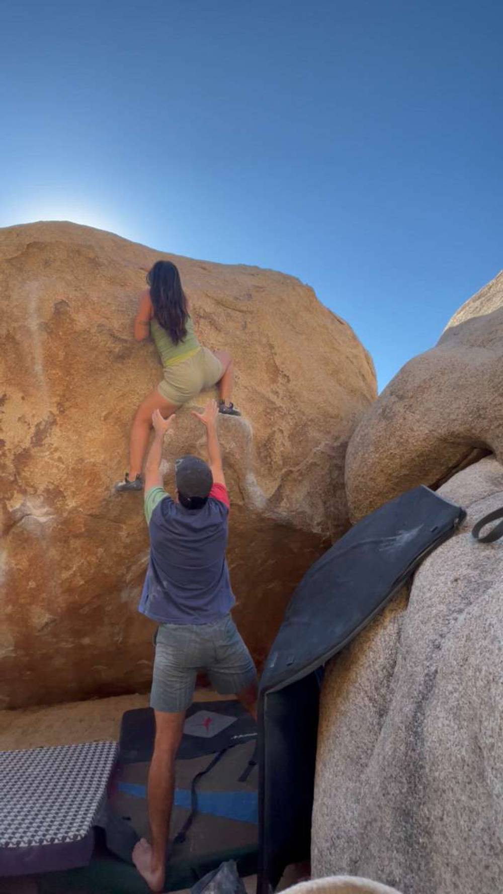 Nitwit v0, Joshua Tree - Beta Video from bellacastro