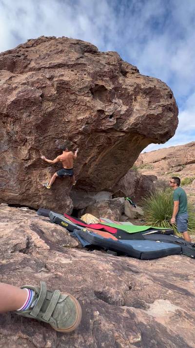 Hueco of Dan-ocles v8, Hueco Tanks - Beta Video from chibaso