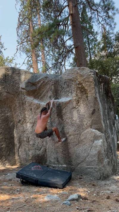 Doorknocker Traverse v2, Yosemite Valley - Beta Video from The_Master_Beta