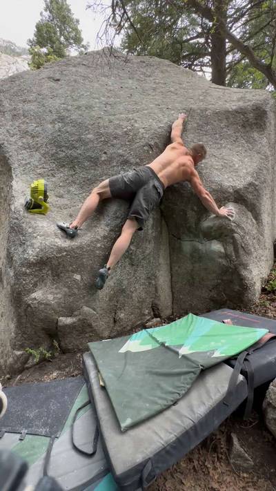 Seams Easy v5, Little Cottonwood Canyon - Beta Video from Ro_