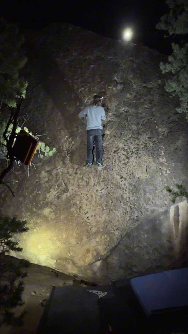 Up & Down v1, Joe's Valley - Beta Video from climbingchelchel
