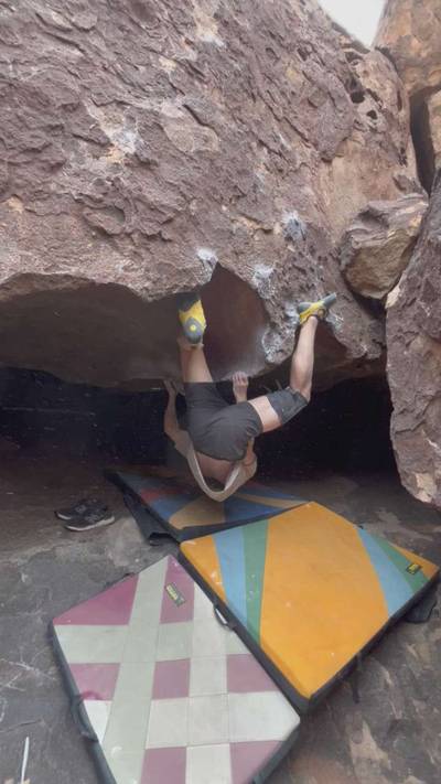 Stegosaur v7, Hueco Tanks - Beta Video from AndrewSpiars