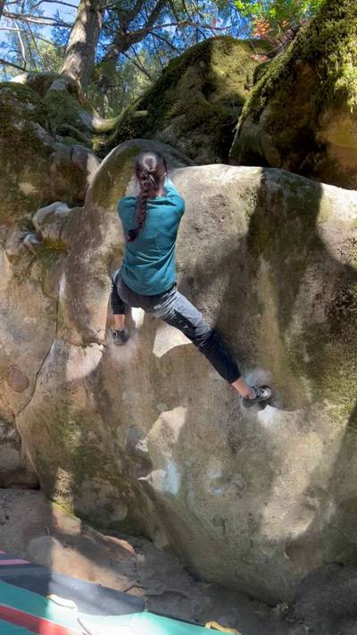 Hueco Wall v5, Castle Rock State Park - Beta Video from kelley