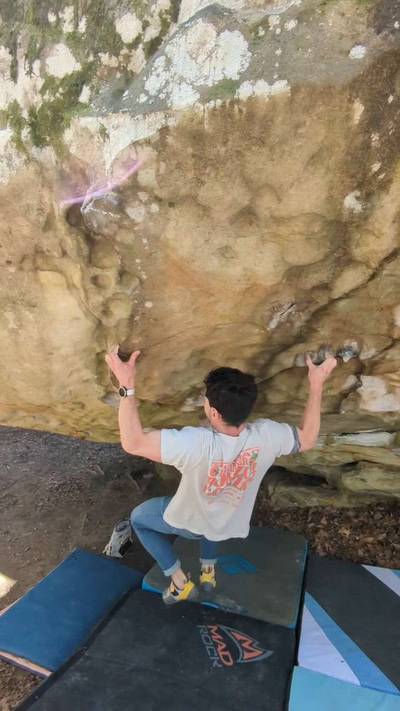 Brown Hole v8, Rocktown - Beta Video from NamasteClimber
