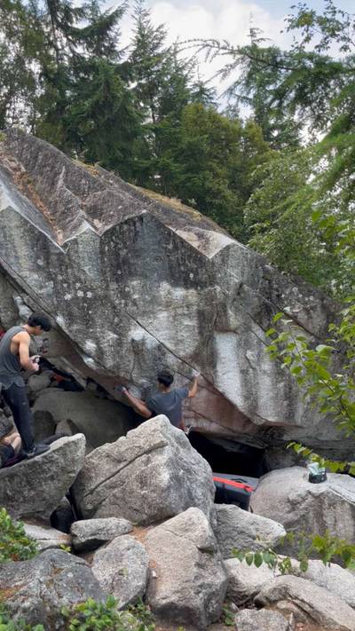 North Ridge Mini v10, Squamish - Beta Video from tylerchalks