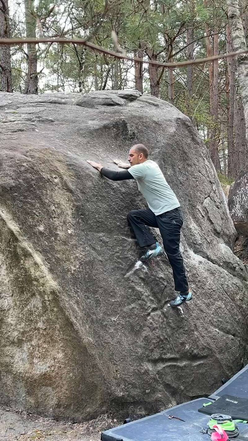 Estelle v5, Fontainebleau - Beta Video from MarioTheClimber