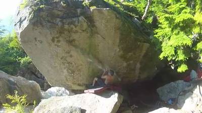 Sit Down to Holm Boy v6, Squamish - Beta Video from seanmorris