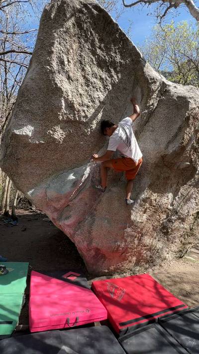 Twisted Sit v6, Little Cottonwood Canyon - Beta Video from JohnNguyen