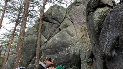 Bag of Tricks v6, Dixon School Road - Beta Video from ian.climbs