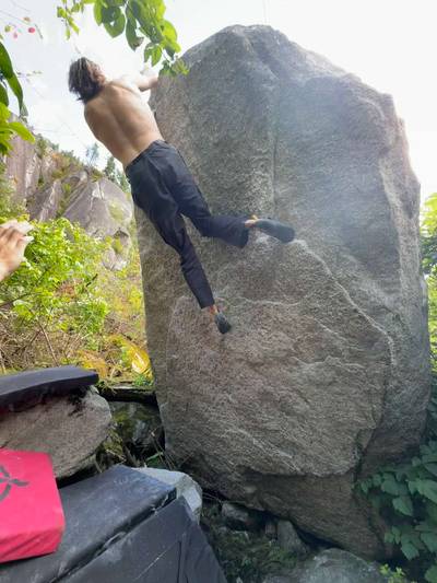 Snake Taint v8, Squamish - Beta Video from chrisonacracker