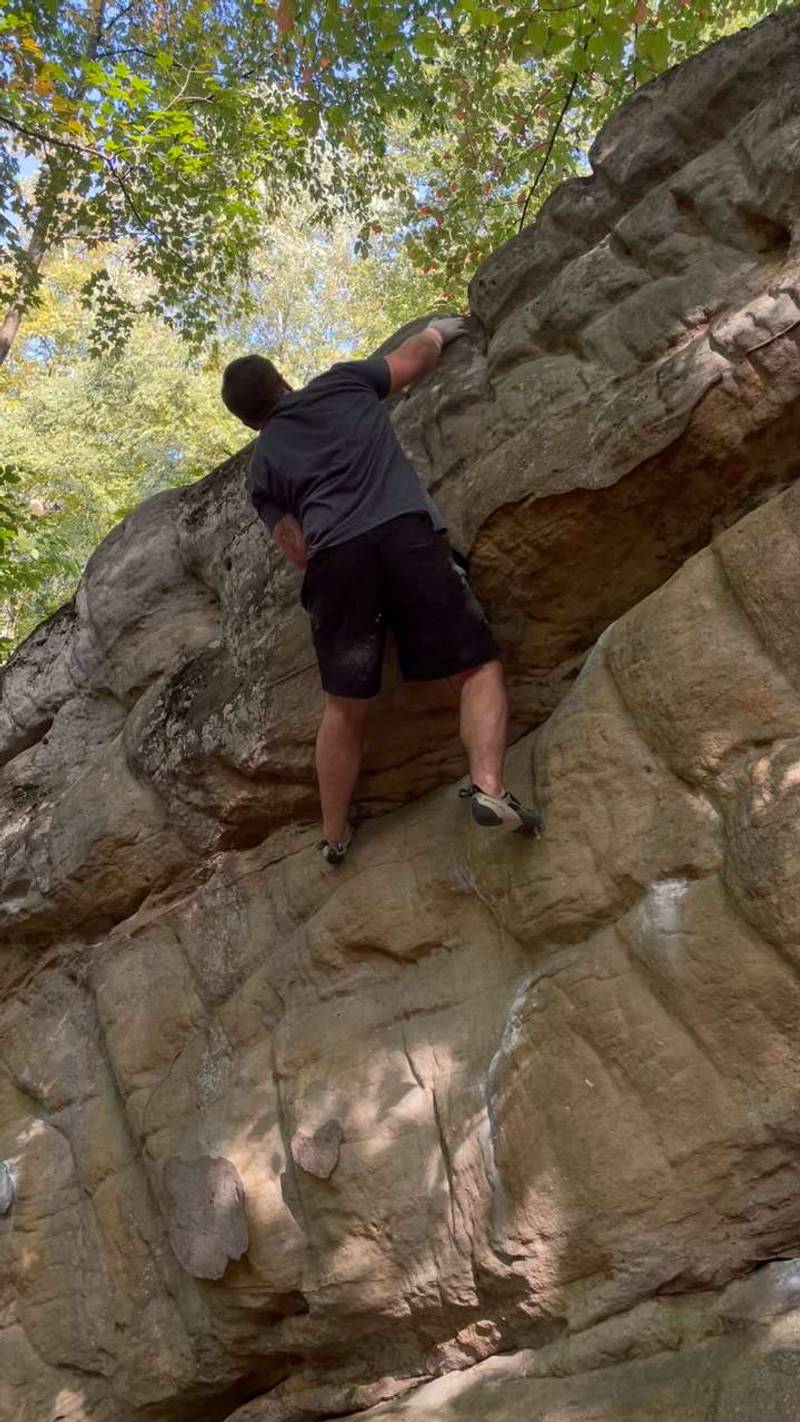 Monkey Knuckle v3, New River Gorge - Beta Video from Dr.PebbleWesslin