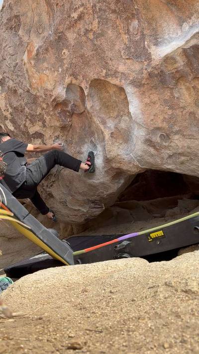 Chuckawalla Sit v6, Joshua Tree - Beta Video from toomuchdog