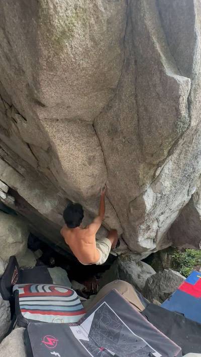 Black Hole v11, Squamish - Beta Video from duckuslambus