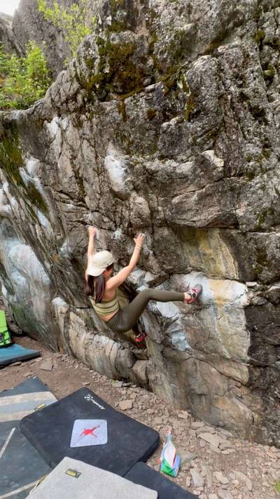 Blocks Sit v5, Rocky Mountain National Park - Beta Video from sashimi