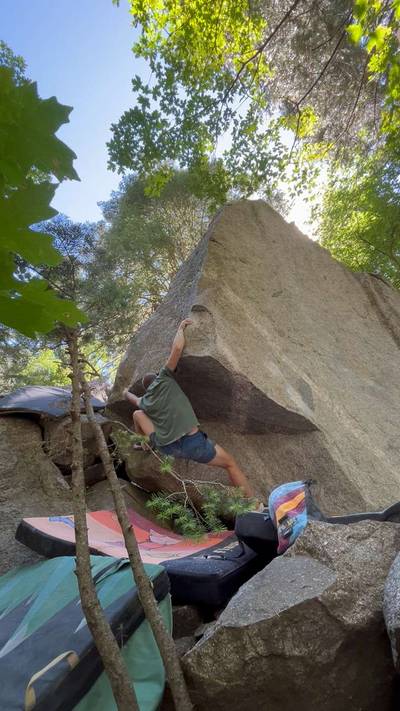 MC's Easy v8, Little Cottonwood Canyon - Beta Video from travieggg