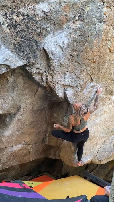 Dragon's Tail v10, Rocky Mountain National Park - Beta Video from Caroleeena