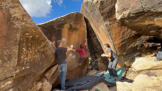 Desparete v7, Triassic - Beta Video from travieggg